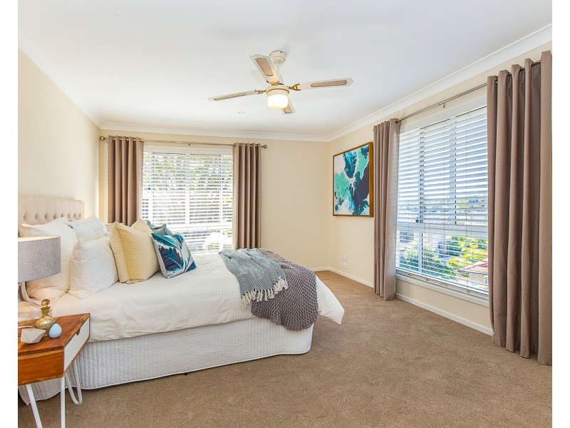 11 White Fig Court, Banora Point NSW 2486