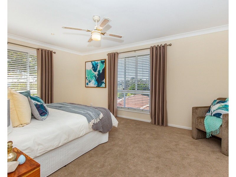 11 White Fig Court, Banora Point NSW 2486