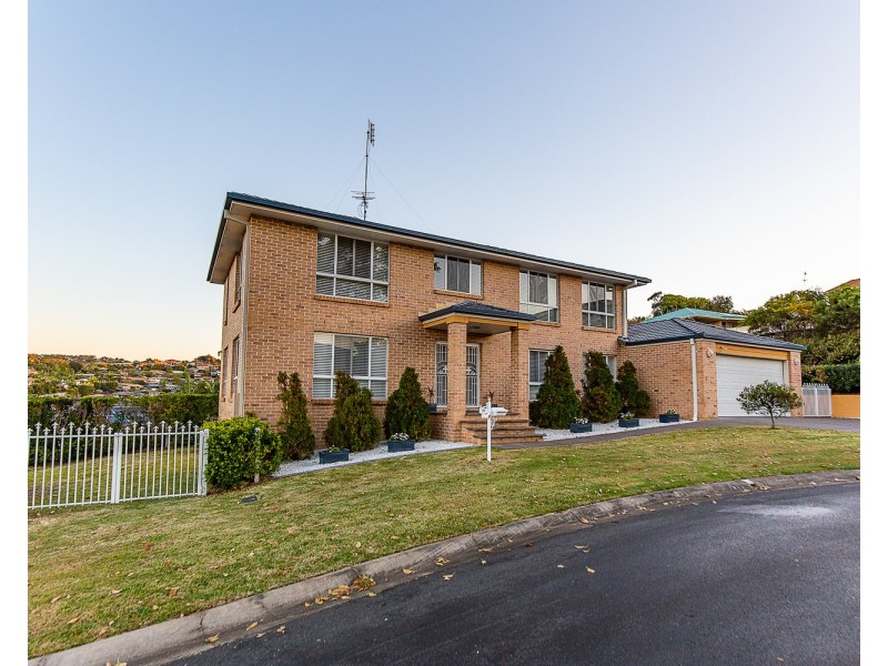 11 White Fig Court, Banora Point NSW 2486