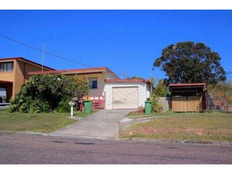 28 Torres Street, Killarney Vale NSW 2261