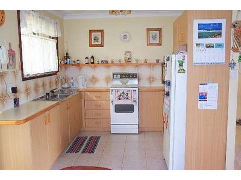 9 Ansell Close, Chittaway Point NSW 2261