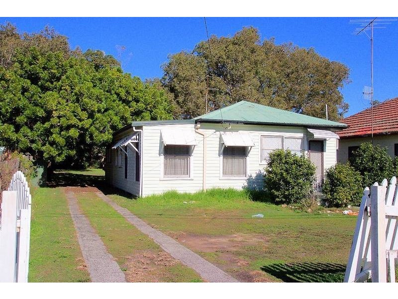 81 Surf Street, Long Jetty NSW 2261