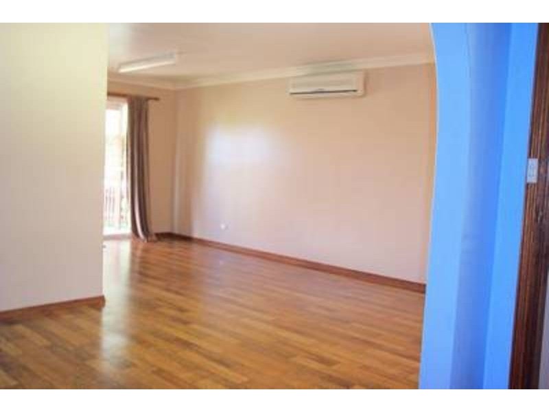 29 Kerry Crescent, Berkeley Vale NSW 2261