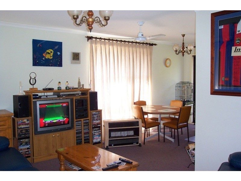 20 Premier Way, Bateau Bay NSW 2261