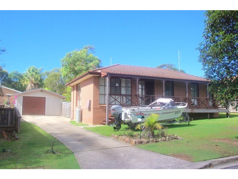20 Premier Way, Bateau Bay NSW 2261