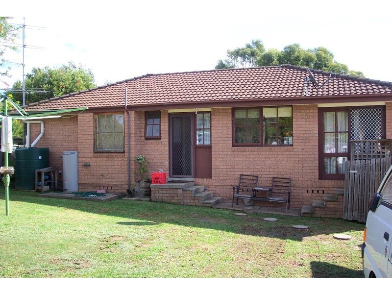 20 Premier Way, Bateau Bay NSW 2261
