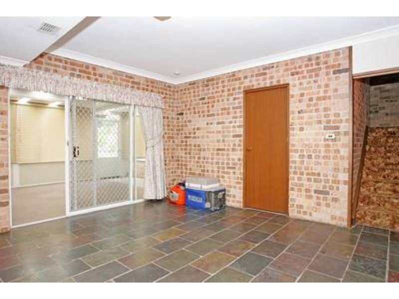 13 Sunnyhills Terrace, Berkeley Vale NSW 2261