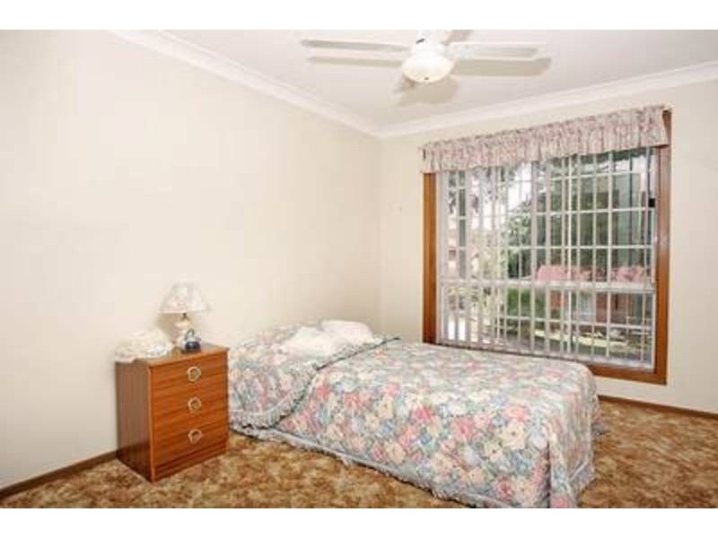 13 Sunnyhills Terrace, Berkeley Vale NSW 2261