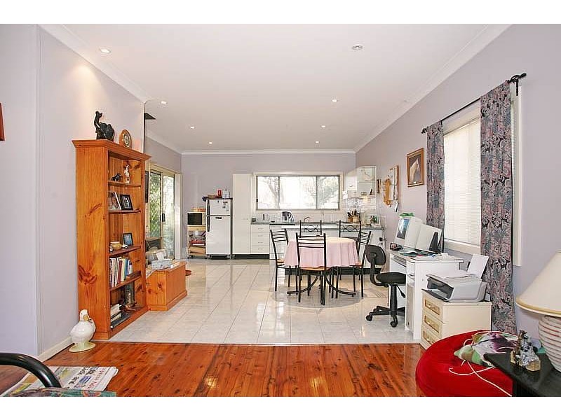 6 Henry Street, Chittaway Point NSW 2261