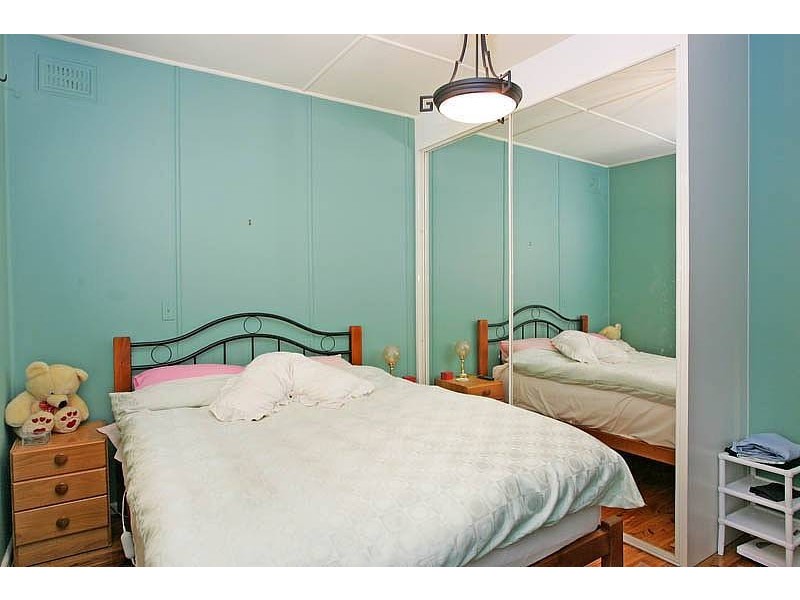 6 Henry Street, Chittaway Point NSW 2261