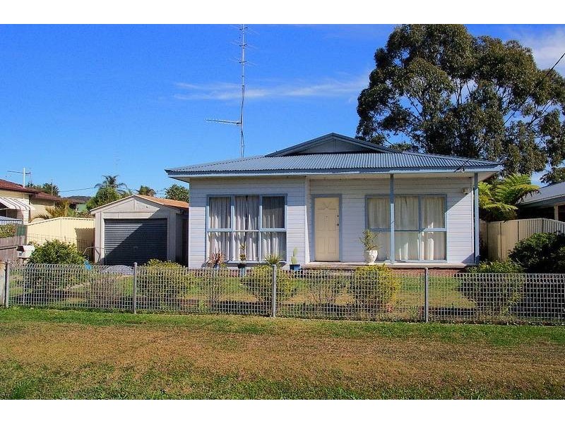 21 Adelaide Street, Tumbi Umbi NSW 2261