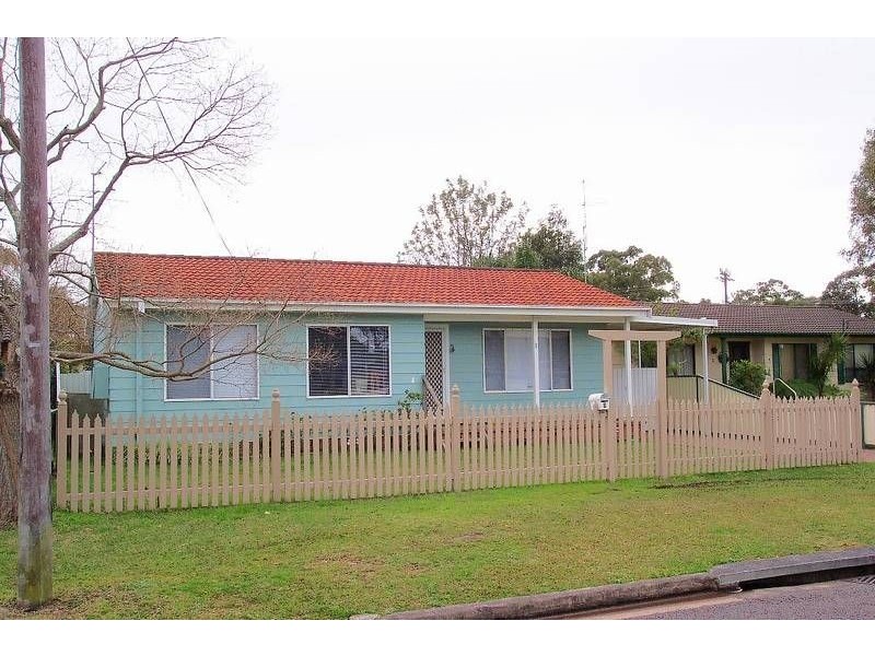 5 Kurraba Parade, Berkeley Vale NSW 2261