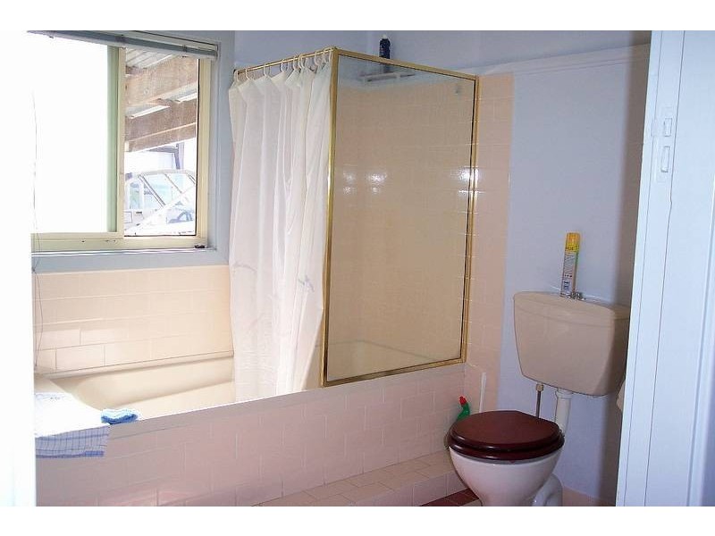 33 Adelaide Street, Tumbi Umbi NSW 2261