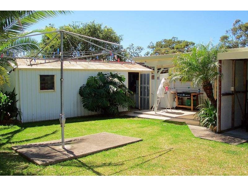 33 Adelaide Street, Tumbi Umbi NSW 2261