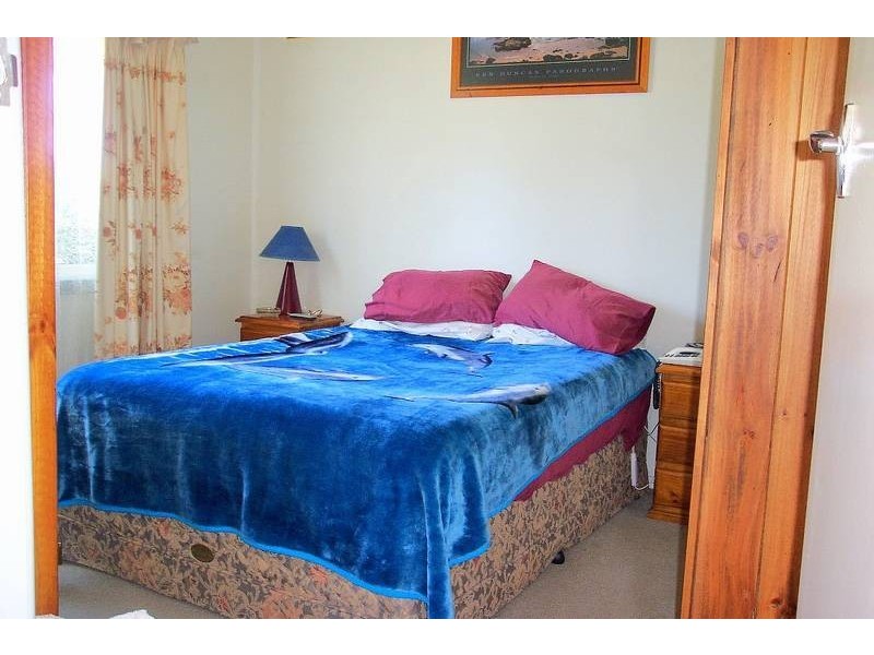 33 Adelaide Street, Tumbi Umbi NSW 2261