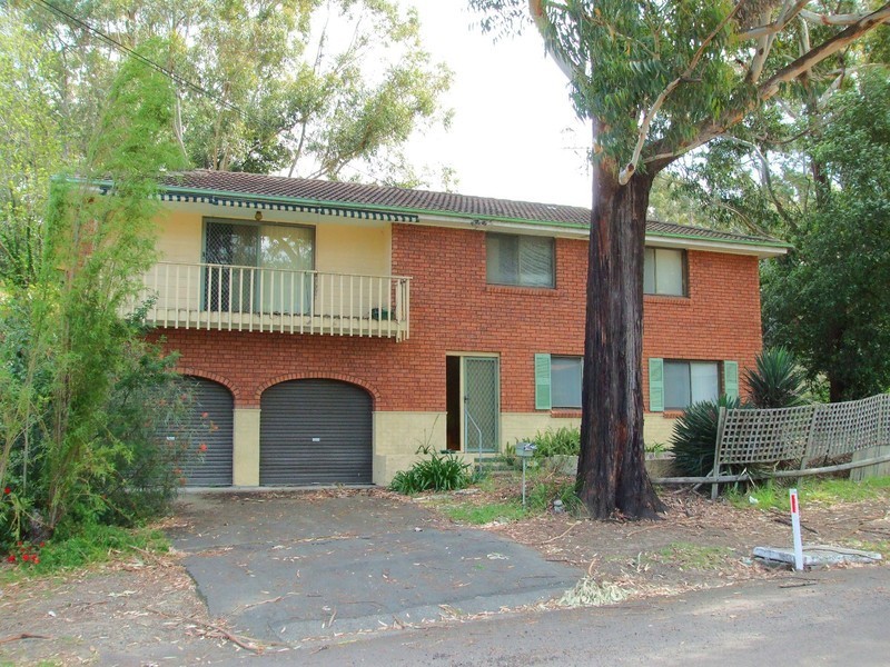52 Shannon Parade, Berkeley Vale NSW 2261