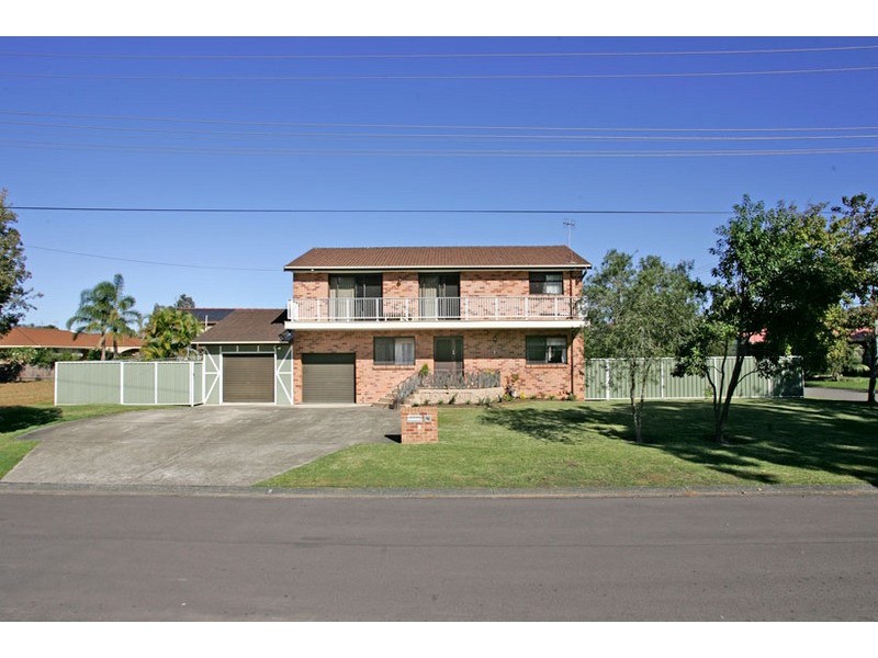 2 Melaleuca Street, Killarney Vale NSW 2261