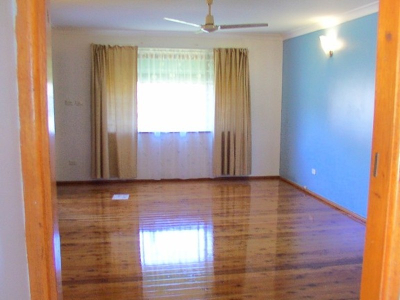 46 Dampier Boulevard, Killarney Vale NSW 2261