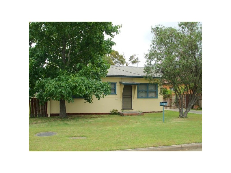 11 Hume Boulevard, Killarney Vale NSW 2261