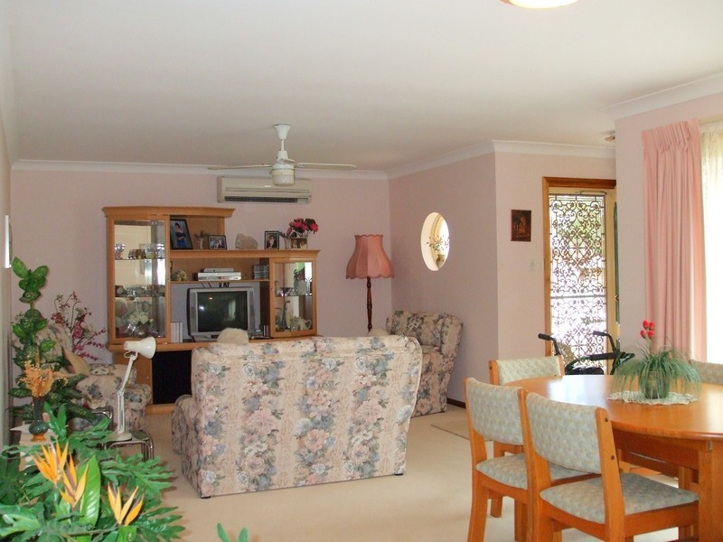 2/39 Hume Boulevard, Killarney Vale NSW 2261