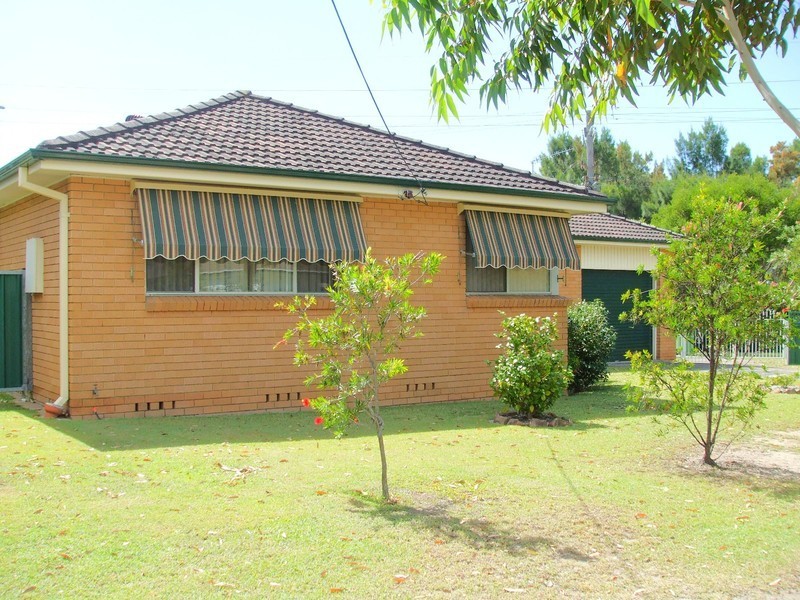 1 Robertson Road, Killarney Vale NSW 2261