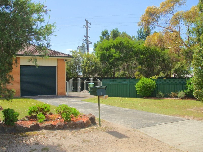 1 Robertson Road, Killarney Vale NSW 2261