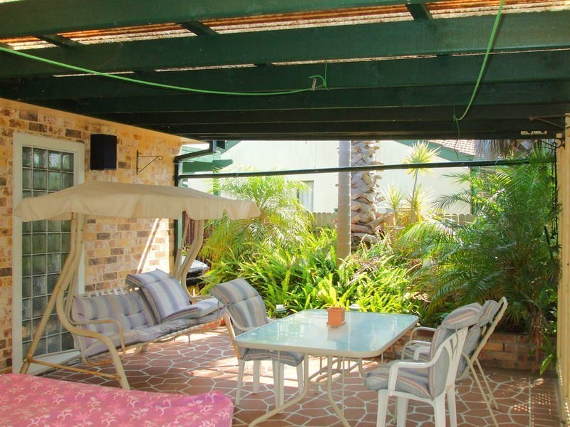 25 Rotherham Street, Bateau Bay NSW 2261