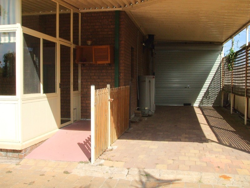 26 Rushby Street, Bateau Bay NSW 2261