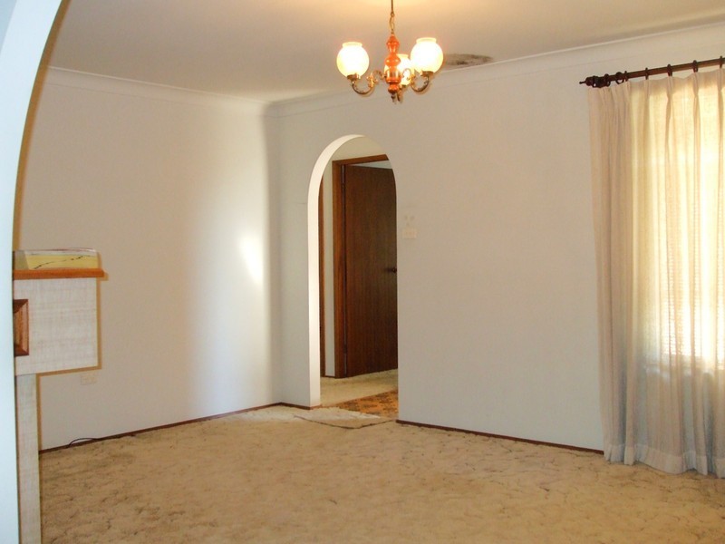 42 Wyong Road, Killarney Vale NSW 2261