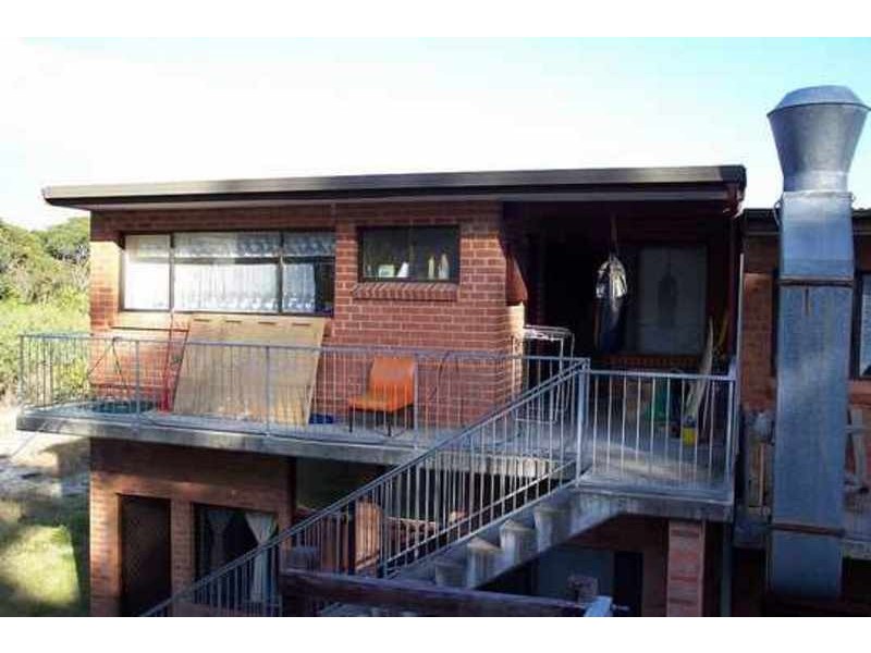 Residence B/662 Coleridge Road, Bateau Bay NSW 2261