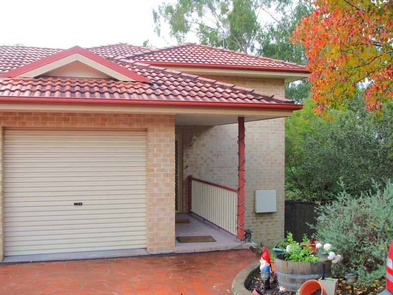 5 Madison Place, Berkeley Vale NSW 2261