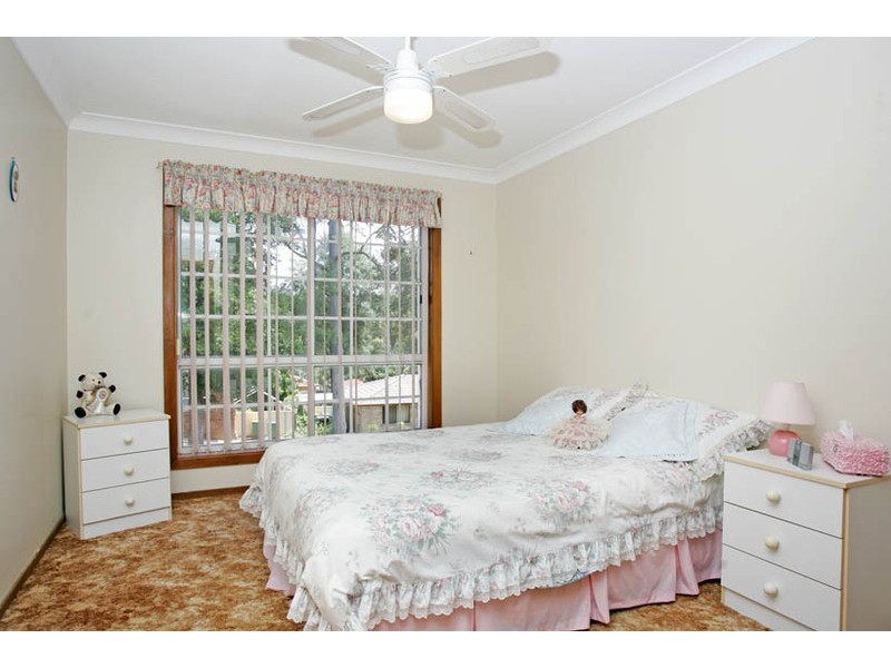 13 Sunnyhills Terrace, Berkeley Vale NSW 2261