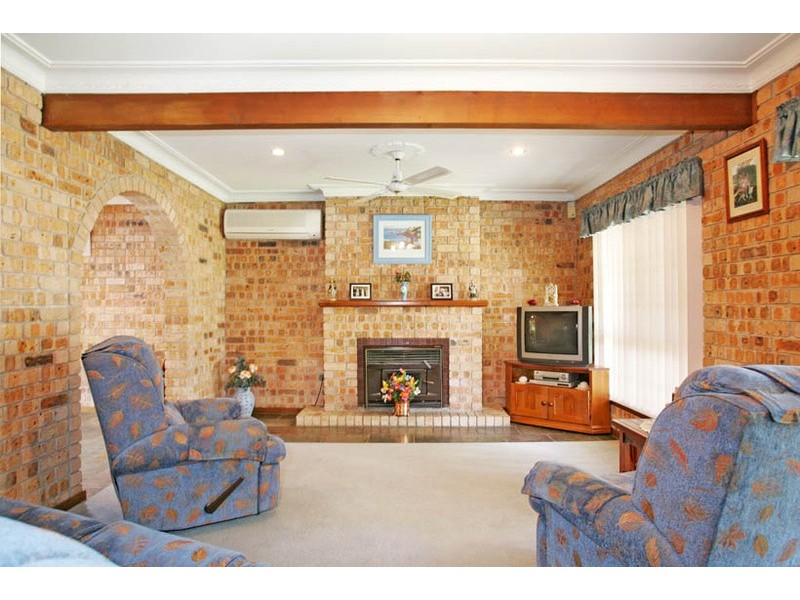 13 Sunnyhills Terrace, Berkeley Vale NSW 2261
