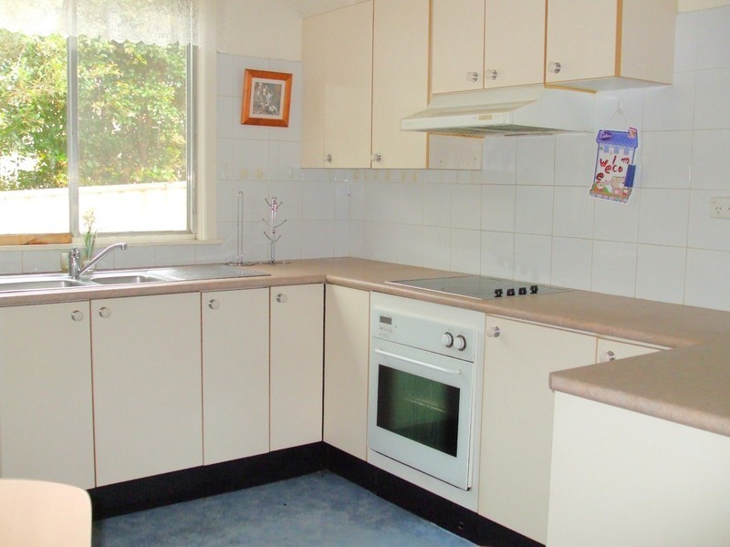 7 Garland Avenue, Killarney Vale NSW 2261