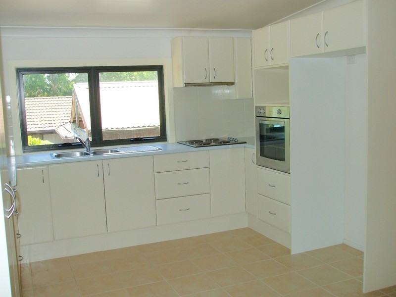 33 Carlyon Street, Killarney Vale NSW 2261