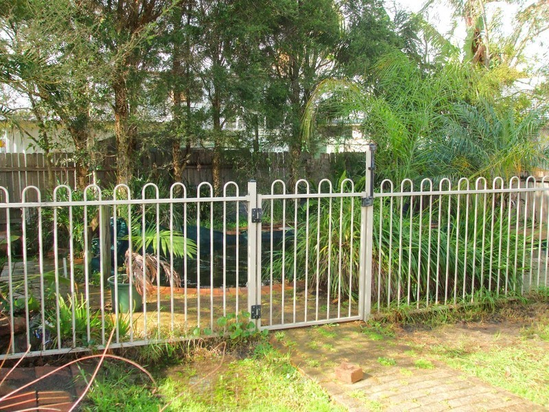 10 Flinders Avenue, Killarney Vale NSW 2261