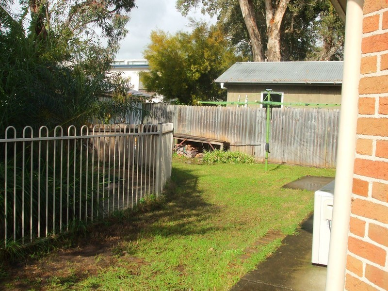 10 Flinders Avenue, Killarney Vale NSW 2261