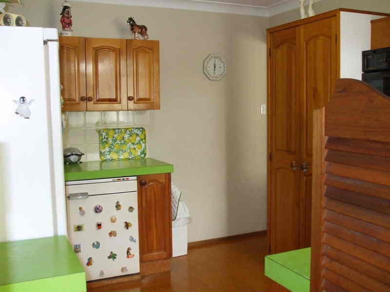 13 Shortland Avenue, Killarney Vale NSW 2261