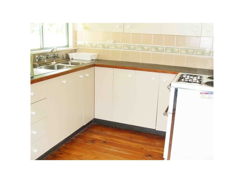 22 The Peninsula, Killarney Vale NSW 2261