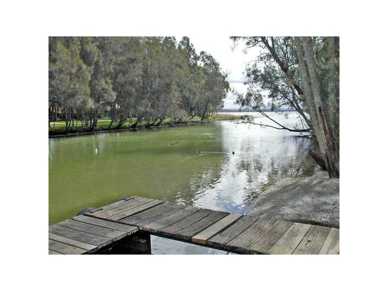 22 The Peninsula, Killarney Vale NSW 2261