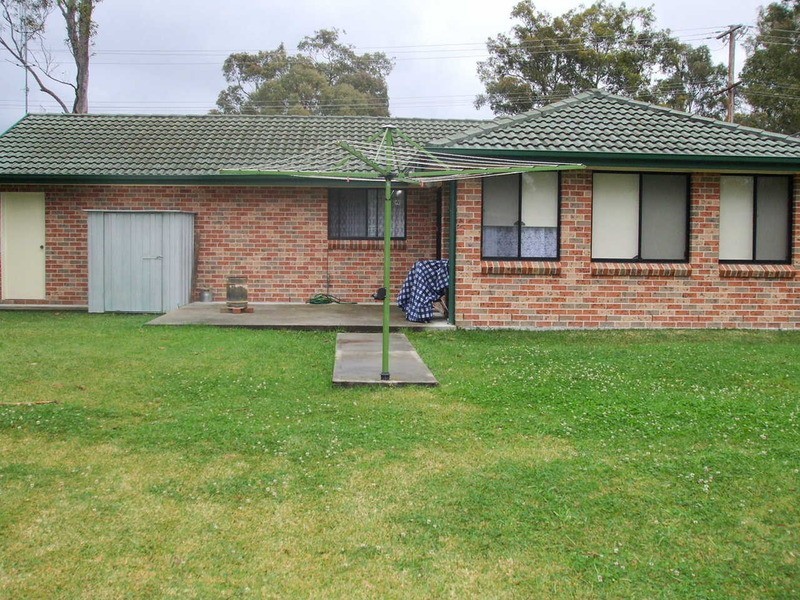 33 Northcott Avenue, Watanobbi NSW 2259
