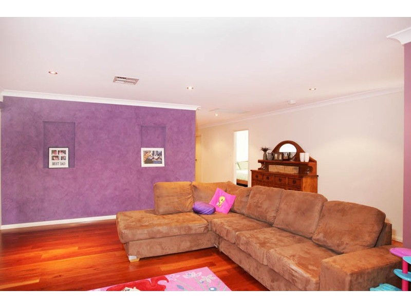 3 East Street, Killarney Vale NSW 2261