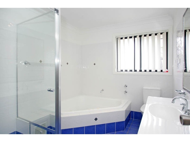 3 East Street, Killarney Vale NSW 2261
