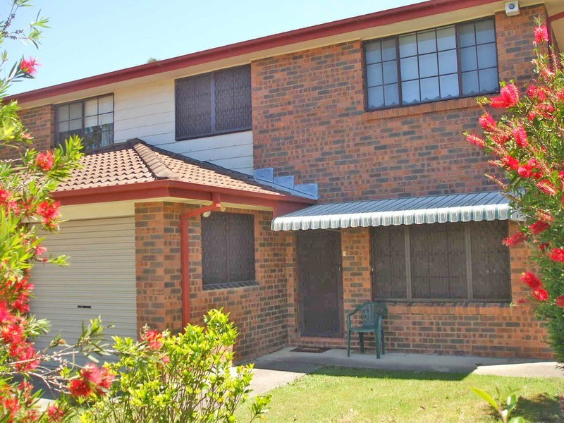 42 Debra Anne Drive, Bateau Bay NSW 2261
