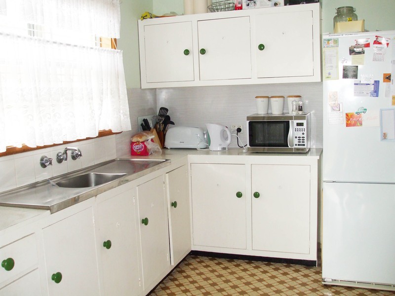 80 Hume Boulevard, Killarney Vale NSW 2261