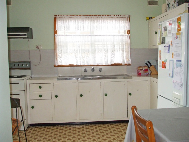 80 Hume Boulevard, Killarney Vale NSW 2261