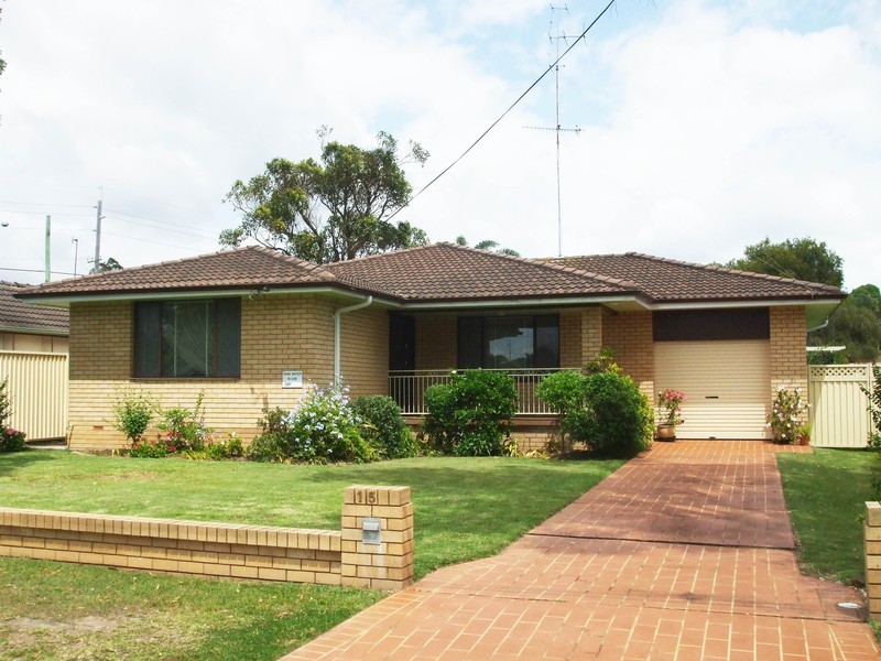 15 Shaw Street, Killarney Vale NSW 2261