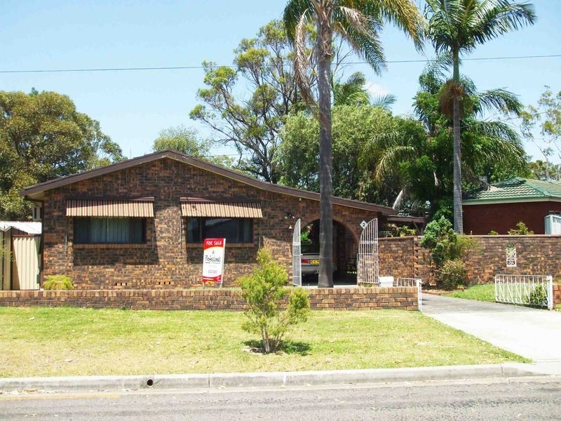 2 Emerald Place, Berkeley Vale NSW 2261