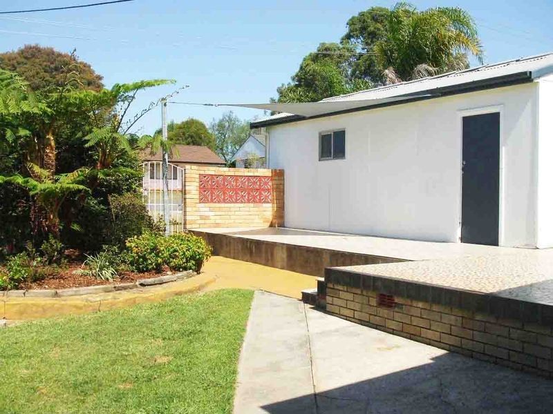 51 Shortland Avenue, Killarney Vale NSW 2261