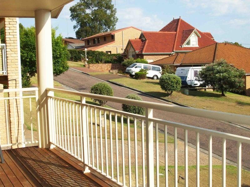 9 Keveer Close, Berkeley Vale NSW 2261